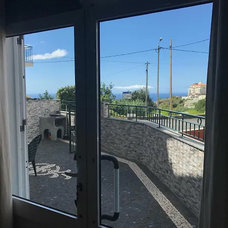 Atlantic Rose * Calheta (Madeira)